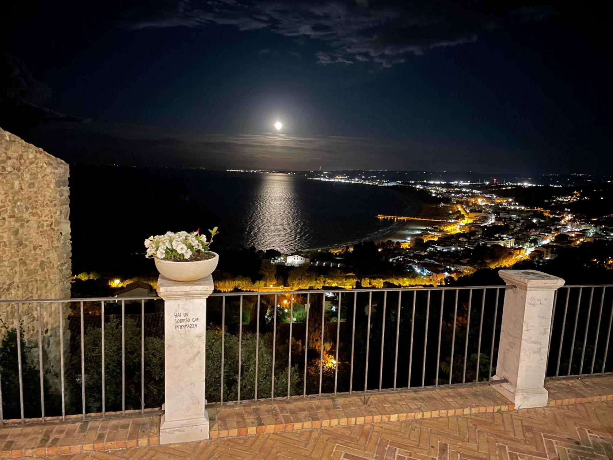 Santa Lucia Home Vasto Exterior foto